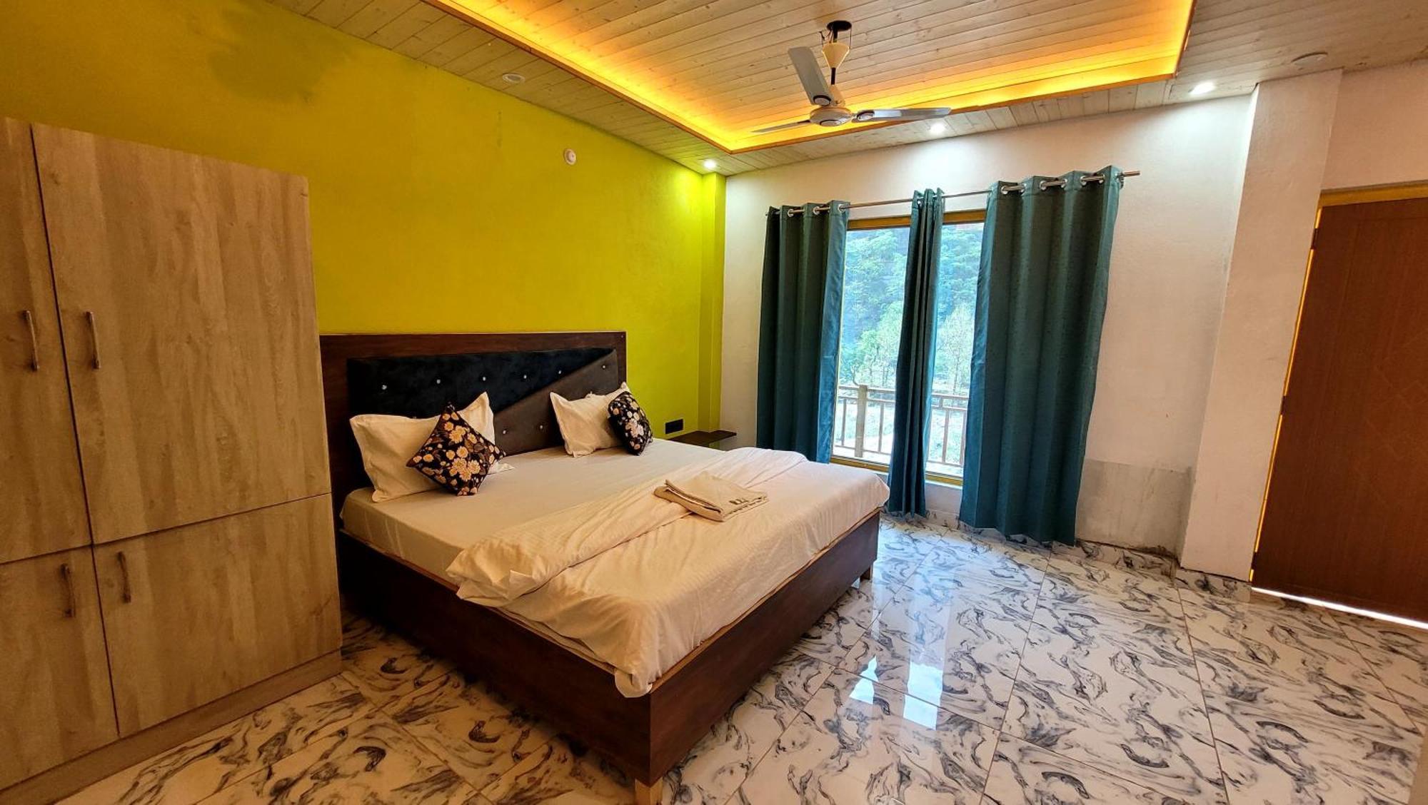 Hotel Mountmemory , Barkot-Yamunotri Екстер'єр фото