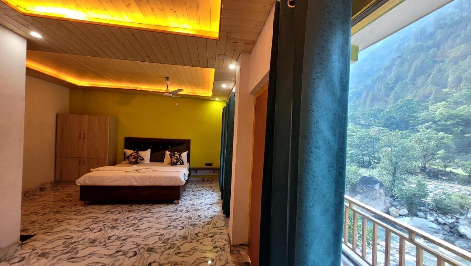 Hotel Mountmemory , Barkot-Yamunotri Екстер'єр фото